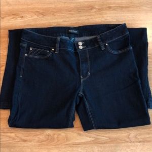 White House Black Market 6R Skinny Flare Jeans